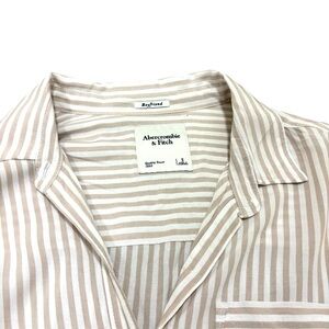Abercrombie & Fitch Super Soft Boyfriend Button Down Shirt Women’s Size S